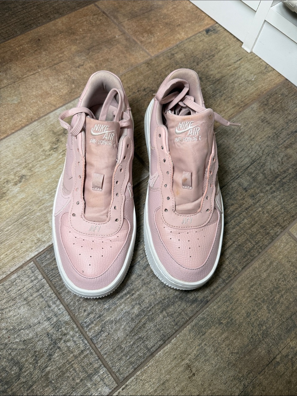 Nike Air Force 1 Low - Light Pink & White